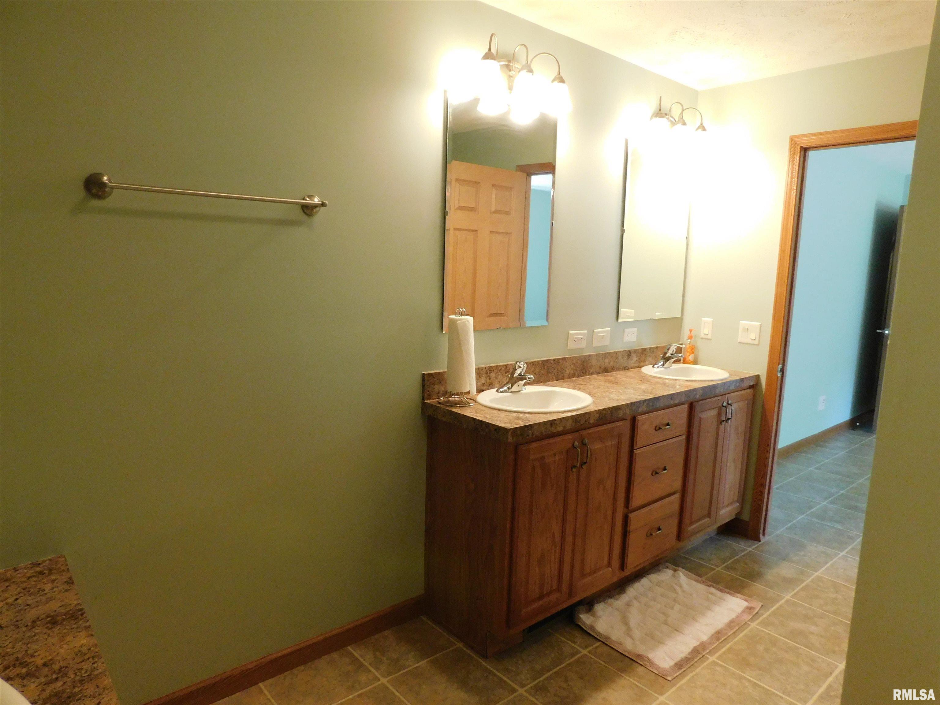 279 Deneal Road Harrisburg, IL 62946 - Photo 24 of 34