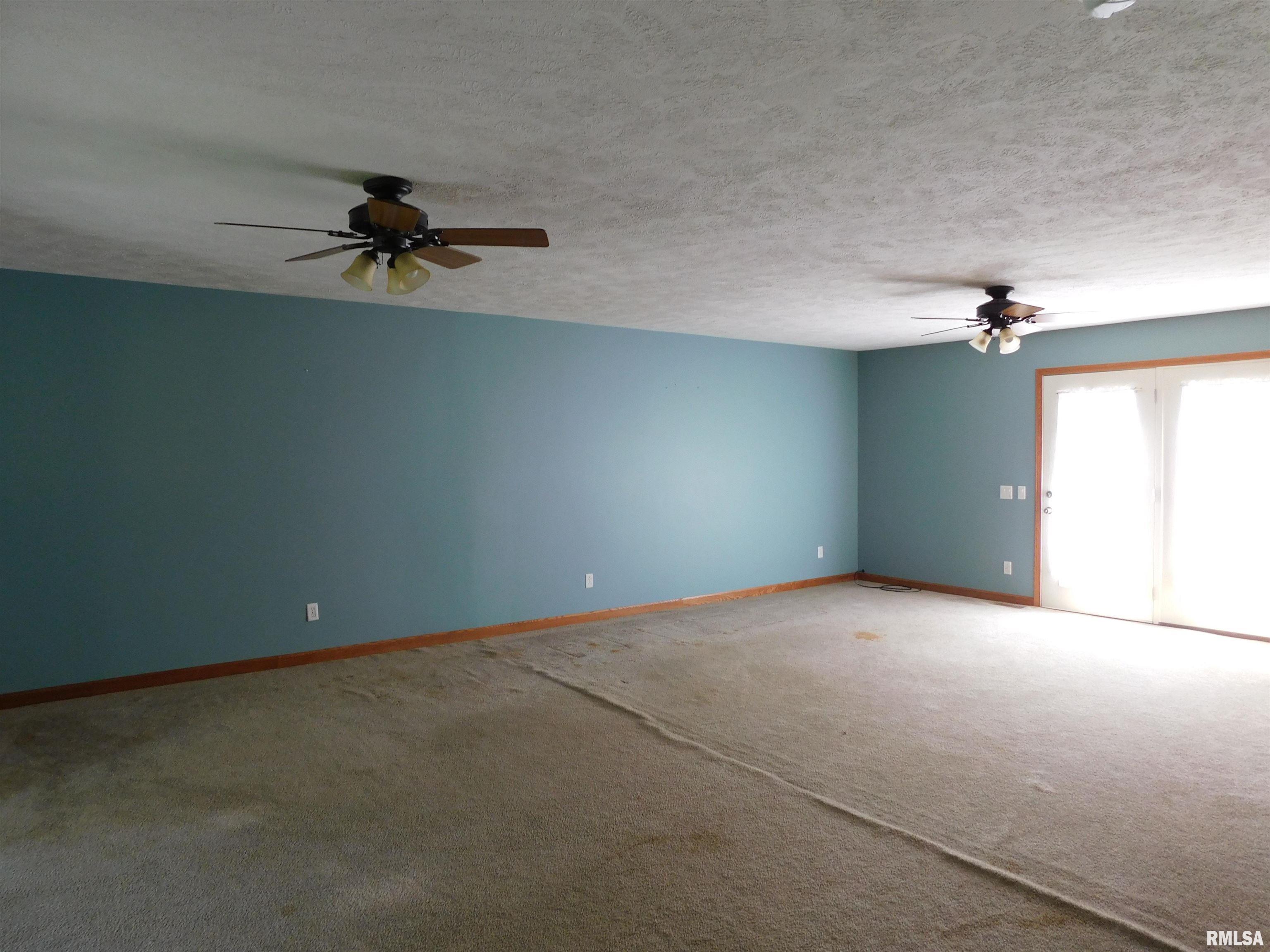 279 Deneal Road Harrisburg, IL 62946 - Photo 3 of 34