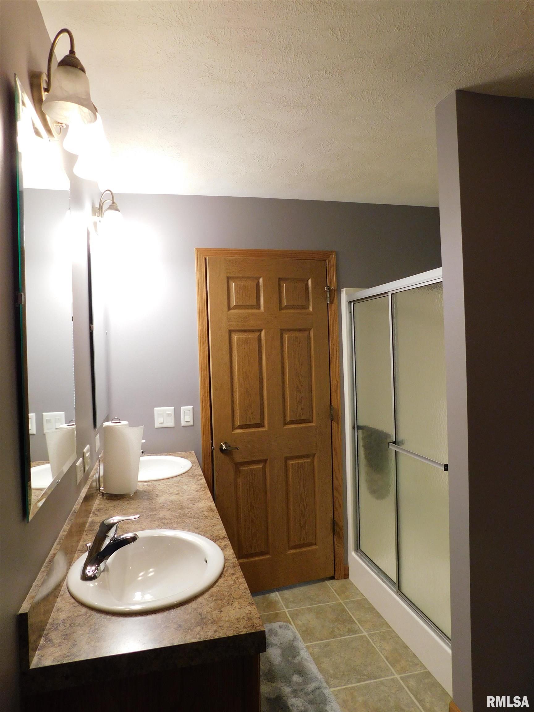 279 Deneal Road Harrisburg, IL 62946 - Photo 10 of 34