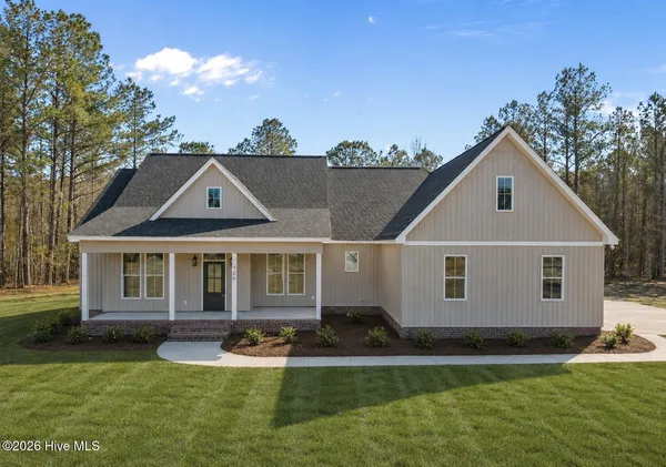 $452,600 | 456 Eagle Trace Drive, Blounts Creek, NC 27814
