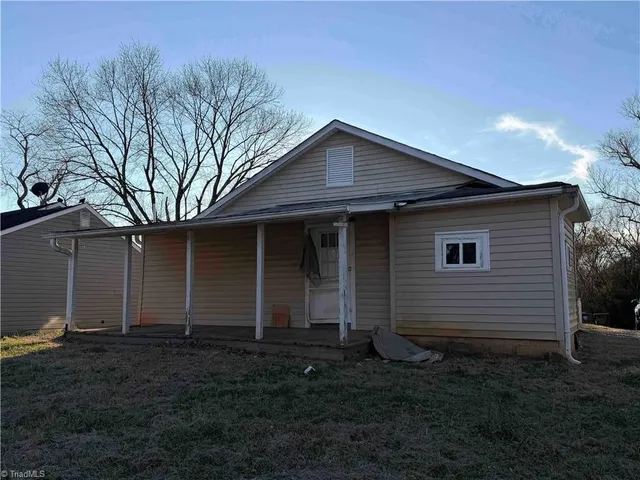 $85,000 | 332 Pegram Street, Elkin, NC 28621