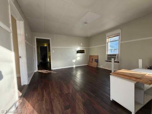 332 Pegram Street Elkin, NC 28621 - Photo 4 of 15