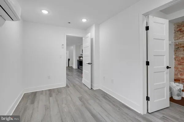 $2,077 | 212 Catharine Street, Unit 2, Philadelphia, PA 19147