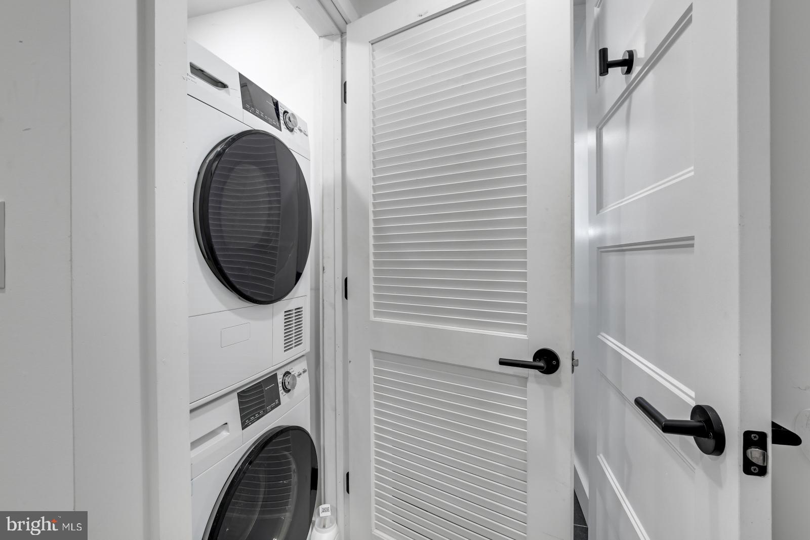 212 Catharine Street, Unit 2 Philadelphia, PA 19147 - Photo 10 of 16