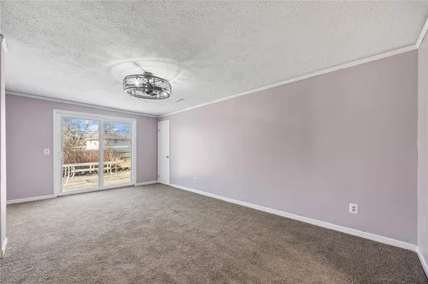 $259,900 | 40 Tradewind Drive, Irondequoit, NY 14617