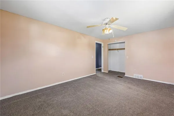 $259,900 | 40 Tradewind Drive, Irondequoit, NY 14617