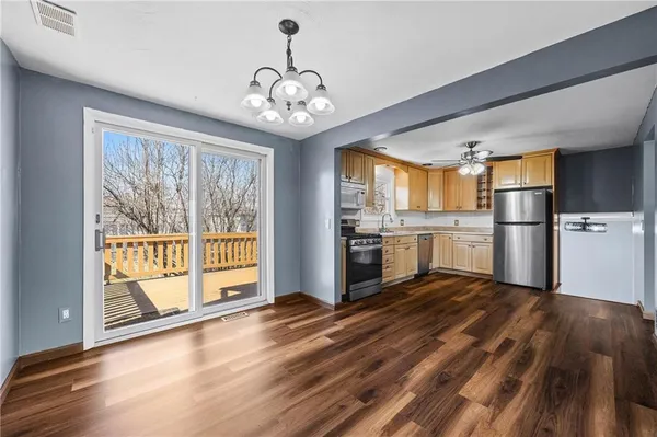 $259,900 | 40 Tradewind Drive, Irondequoit, NY 14617