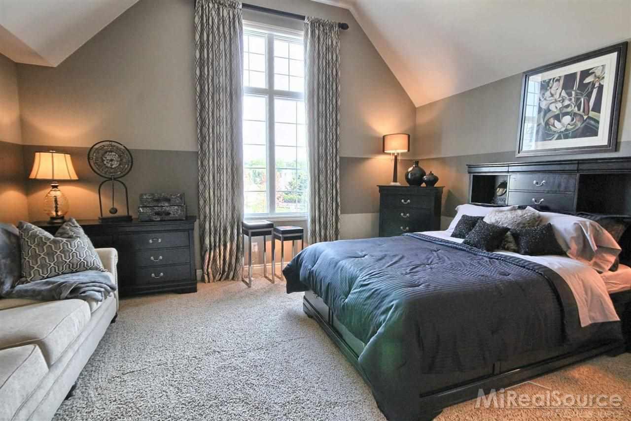 2444 Crownhedge Court Rochester, MI 48306 - Photo 20 of 32 Gallery Image 20