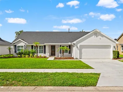 $550,000 | 473 Lakeshore Drive, Lake Mary, FL 32746