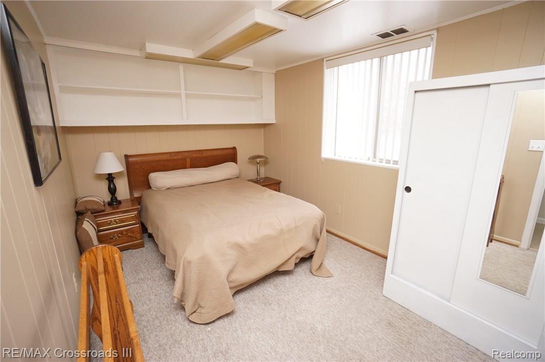 5620 Textile Road Ypsilanti, MI 48197 - Photo 51 of 68 Lower bedroom