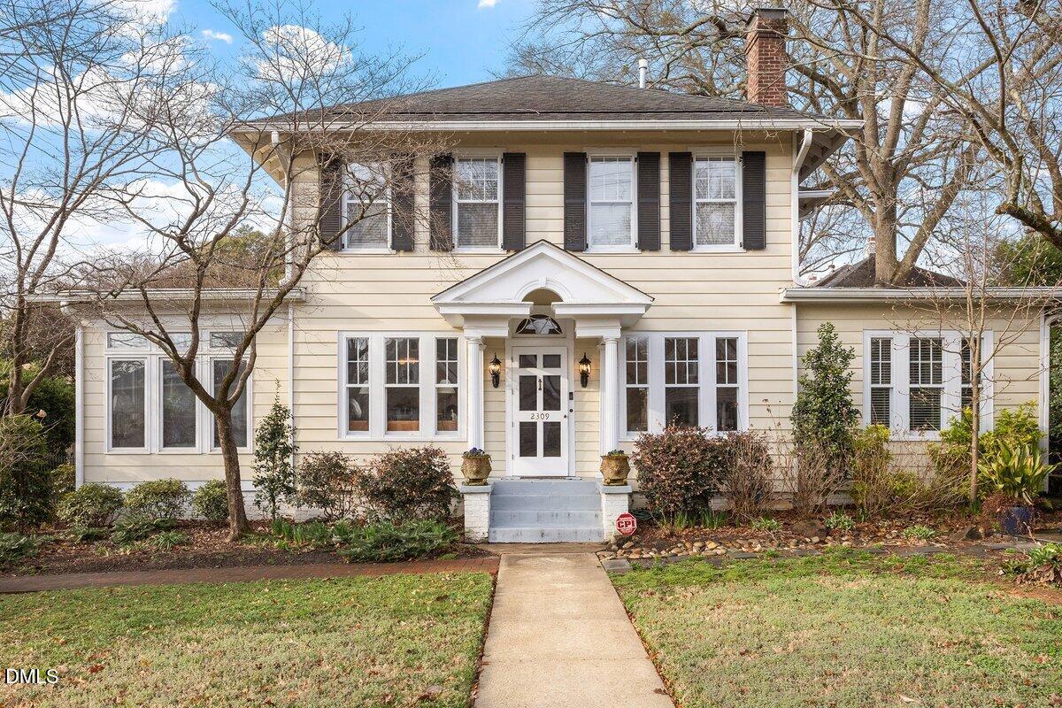 2309 Fairview Road Raleigh, NC 27608 - Photo 1 of 31 2309 Fairview Rd 2856128_01