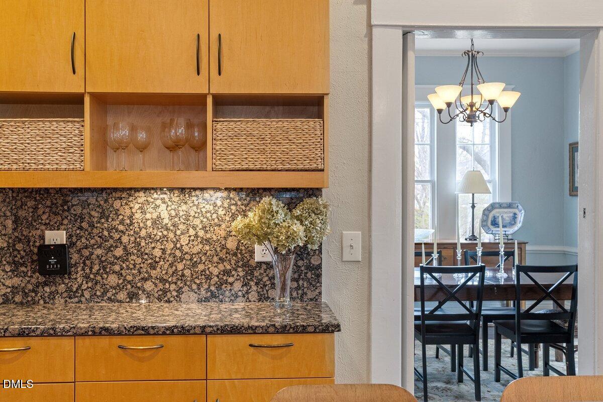 2309 Fairview Road Raleigh, NC 27608 - Photo 16 of 31 2309 Fairview Rd 2856128_31