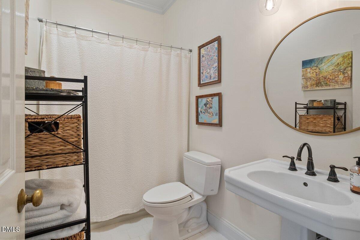 2309 Fairview Road Raleigh, NC 27608 - Photo 26 of 31 2309 Fairview Rd 2856128_38