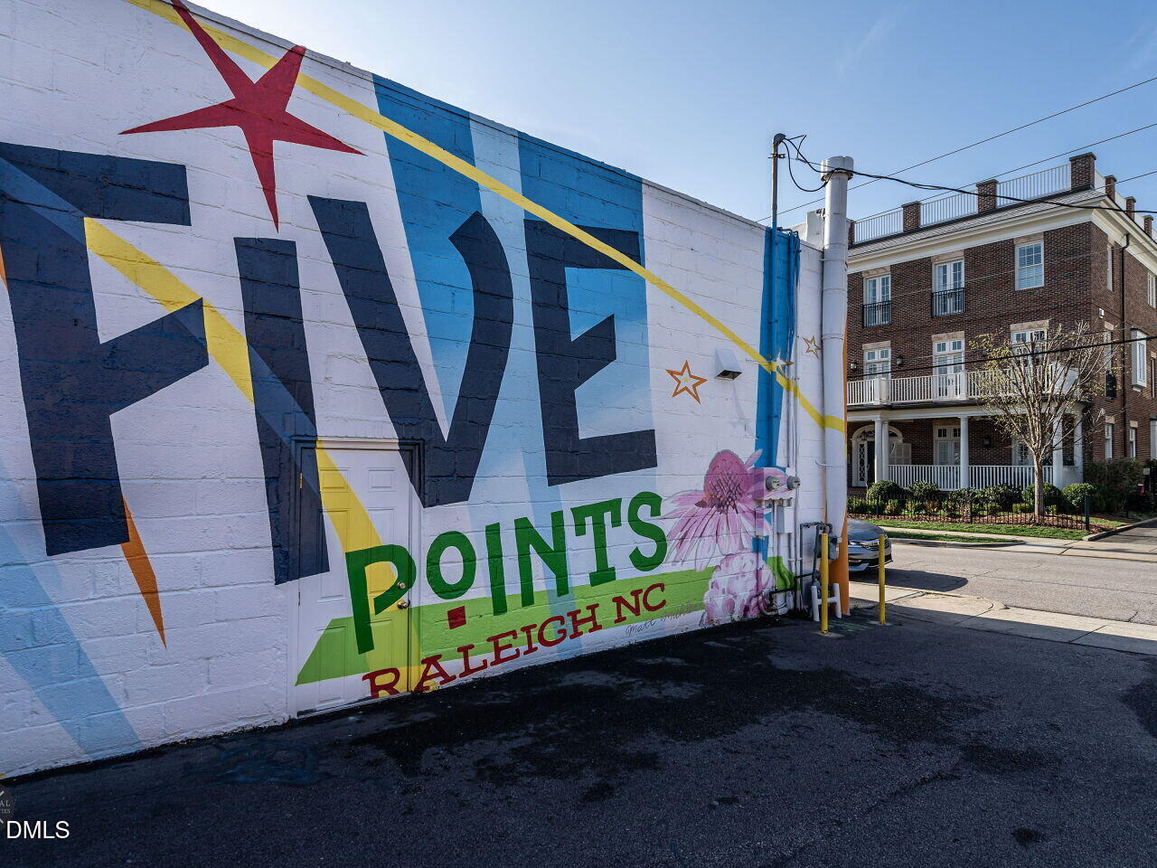 2309 Fairview Road Raleigh, NC 27608 - Photo 29 of 31 041-1280x960-five-points-raleigh