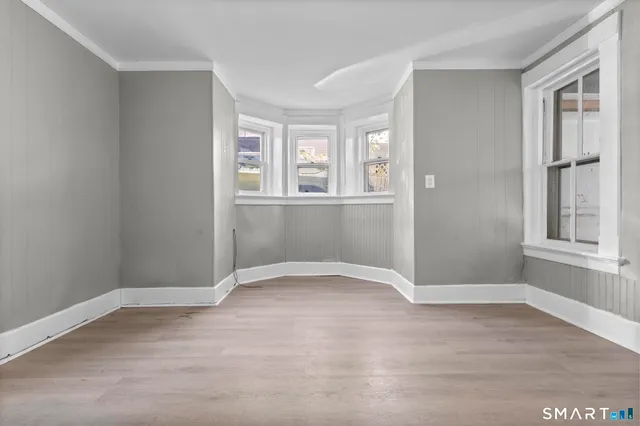 $1,300 | 18 Hobart Street, Meriden, CT 06450