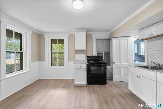 $1,300 | 18 Hobart Street, Meriden, CT 06450