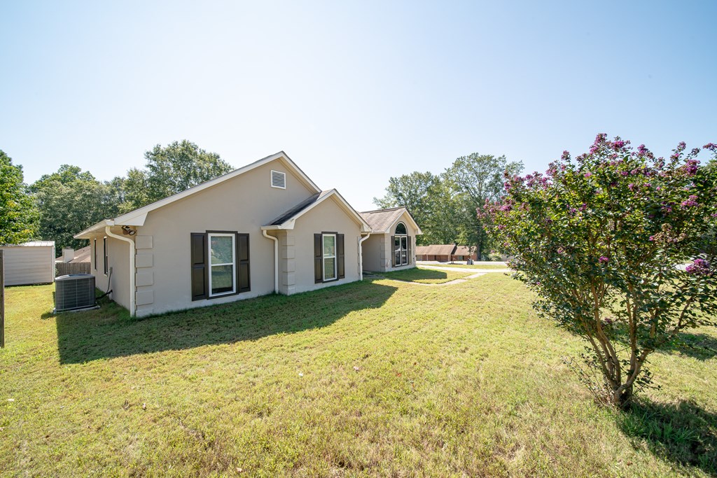48 Lee Road Phenix City, AL 36867 - Photo 3 of 32 Gallery Image 3