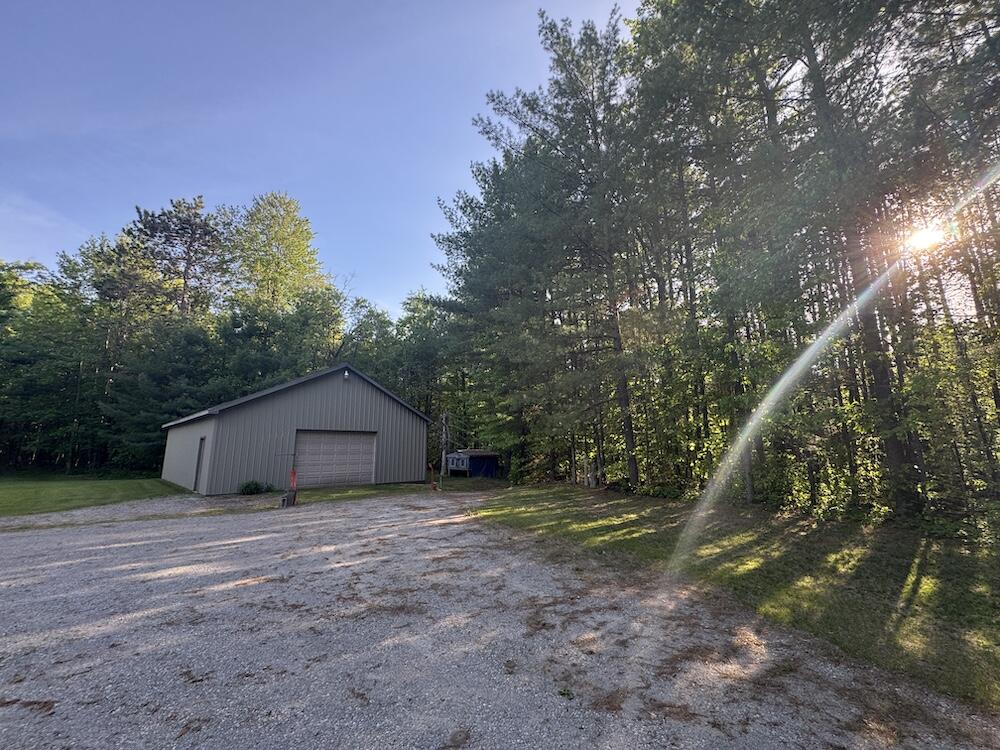 4335 Kings Corner Road Glennie, MI 48737 - Photo 13 of 90