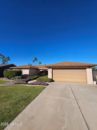 $2,400 | 4814 West Mountain View Road, Glendale, AZ 85302