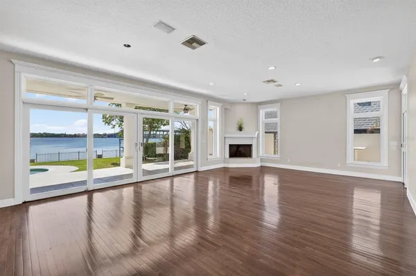 $3,000,000 | 70 Riverside Drive, Ormond Beach, FL 32176