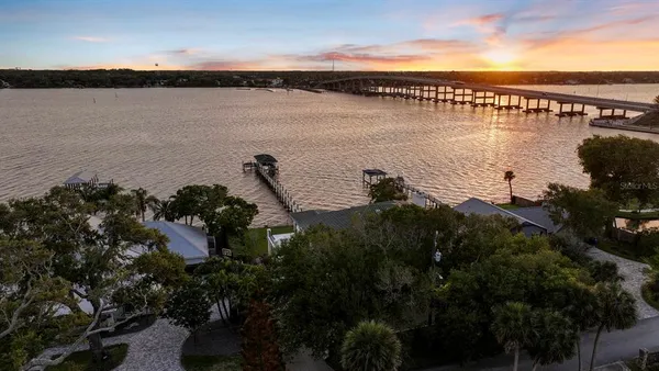 $3,000,000 | 70 Riverside Drive, Ormond Beach, FL 32176
