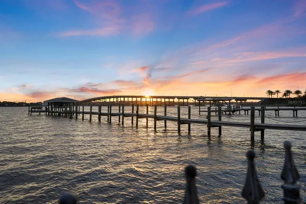 $3,000,000 | 70 Riverside Drive, Ormond Beach, FL 32176