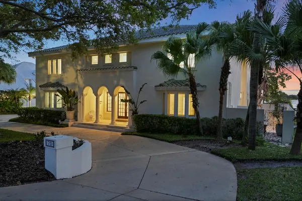 $3,000,000 | 70 Riverside Drive, Ormond Beach, FL 32176