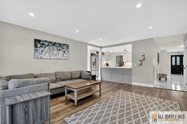 $980,000 | 16 Colonial Drive, East Brunswick, NJ 08816