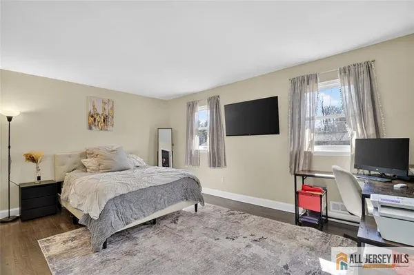 $980,000 | 16 Colonial Drive, East Brunswick, NJ 08816