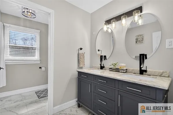 $980,000 | 16 Colonial Drive, East Brunswick, NJ 08816