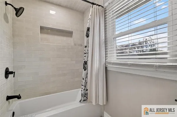 $980,000 | 16 Colonial Drive, East Brunswick, NJ 08816