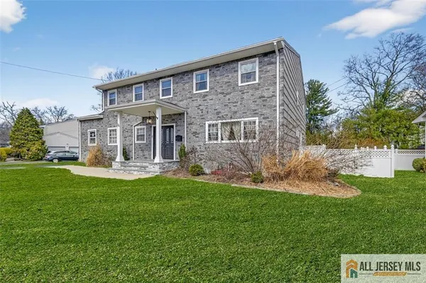 $980,000 | 16 Colonial Drive, East Brunswick, NJ 08816