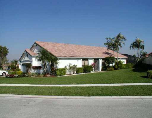 11157 Cloverleaf Circle Boca Raton, FL 33428 - Photo 1 of 11 Primary Photo