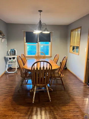 $224,000 | 115 East 3rd Street, Holton, KS 66436