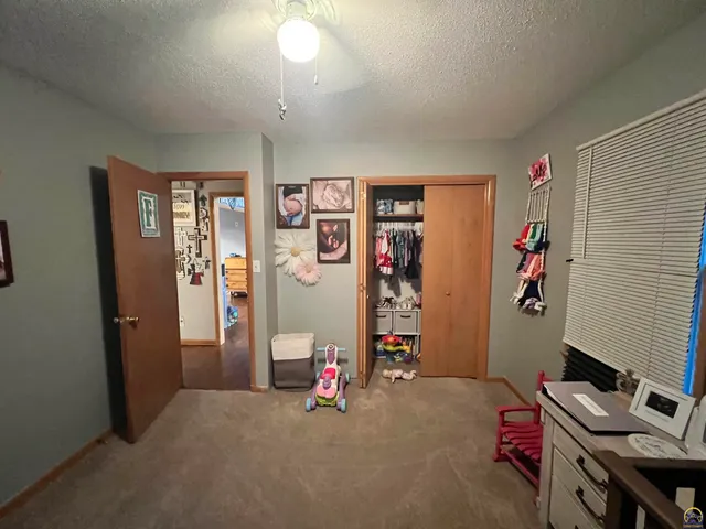 $224,000 | 115 East 3rd Street, Holton, KS 66436