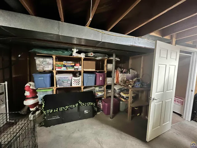 $224,000 | 115 East 3rd Street, Holton, KS 66436