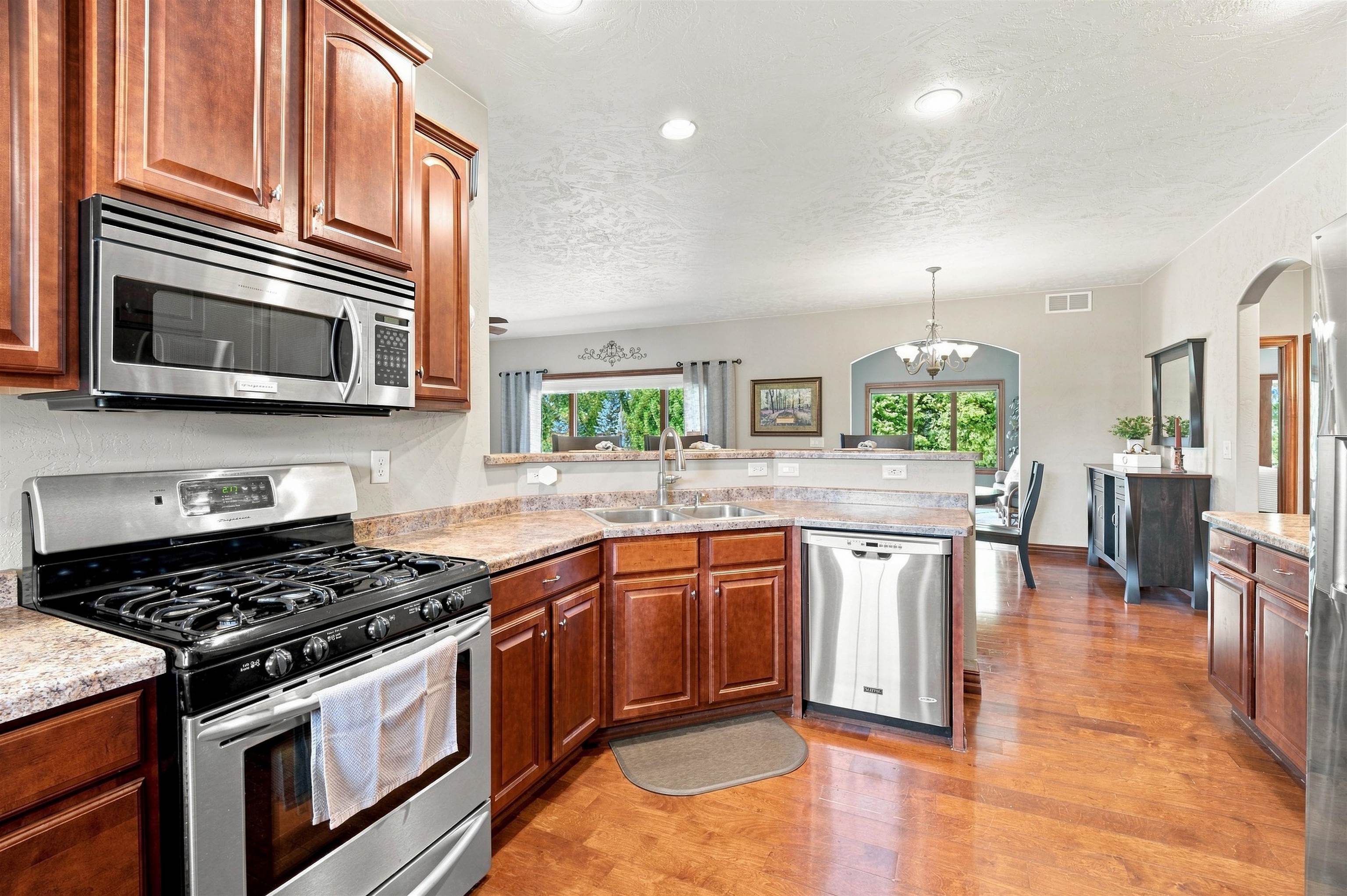 W4202 Del Rose Lane Appleton, WI 54913 - Photo 14 of 56 Gallery Image 14