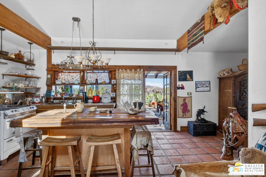 53408 Stud Valley Road Pioneertown, CA 92268 - Photo 11 of 49