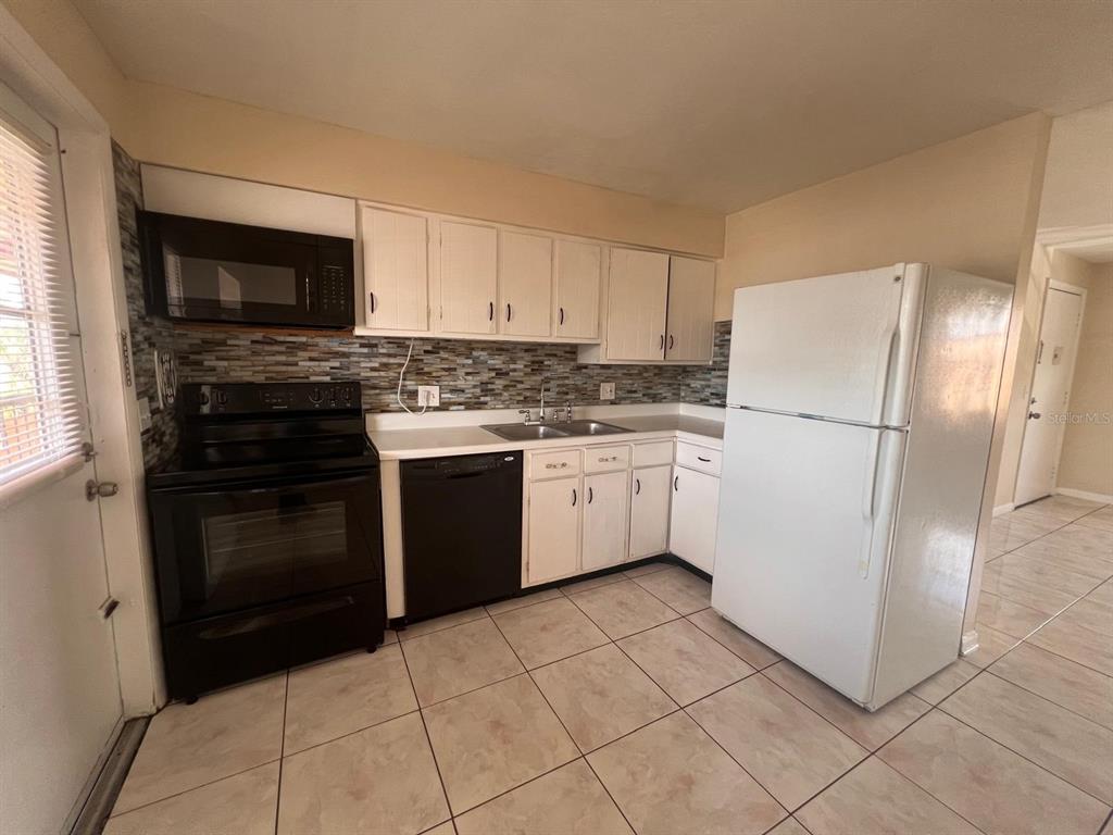 1665 West Oak Ridge Road, Unit C Orlando, FL 32809 - Photo 12 of 25