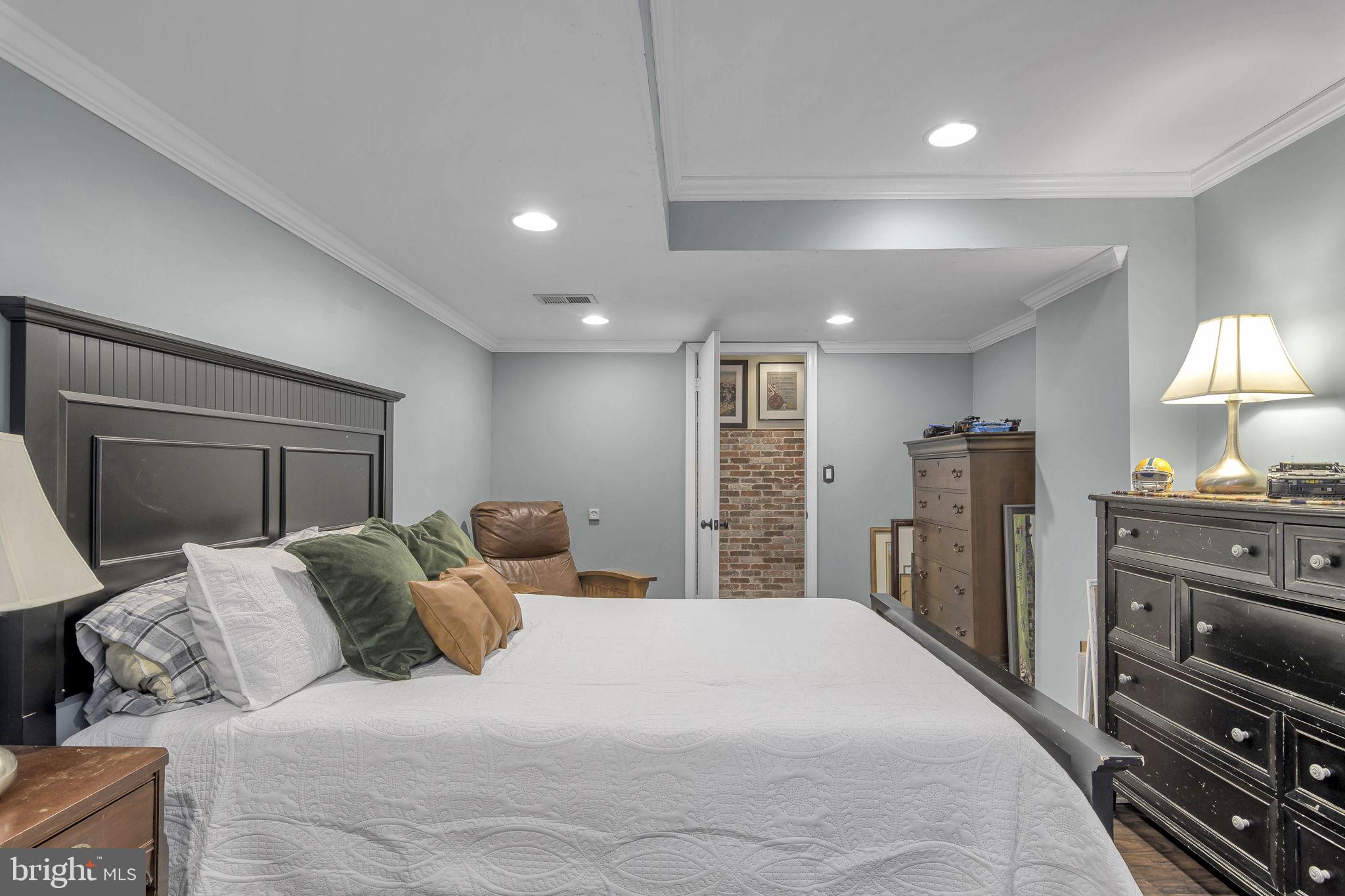 10183 Marshall Pond Road Burke, VA 22015 - Photo 43 of 55 Gallery Image 43
