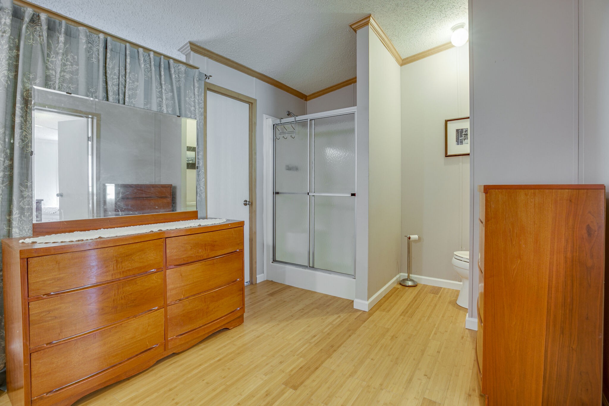 612 Norene Road Lebanon, TN 37090 - Photo 20 of 31 a bathroom with a double vanity sink and a mirror