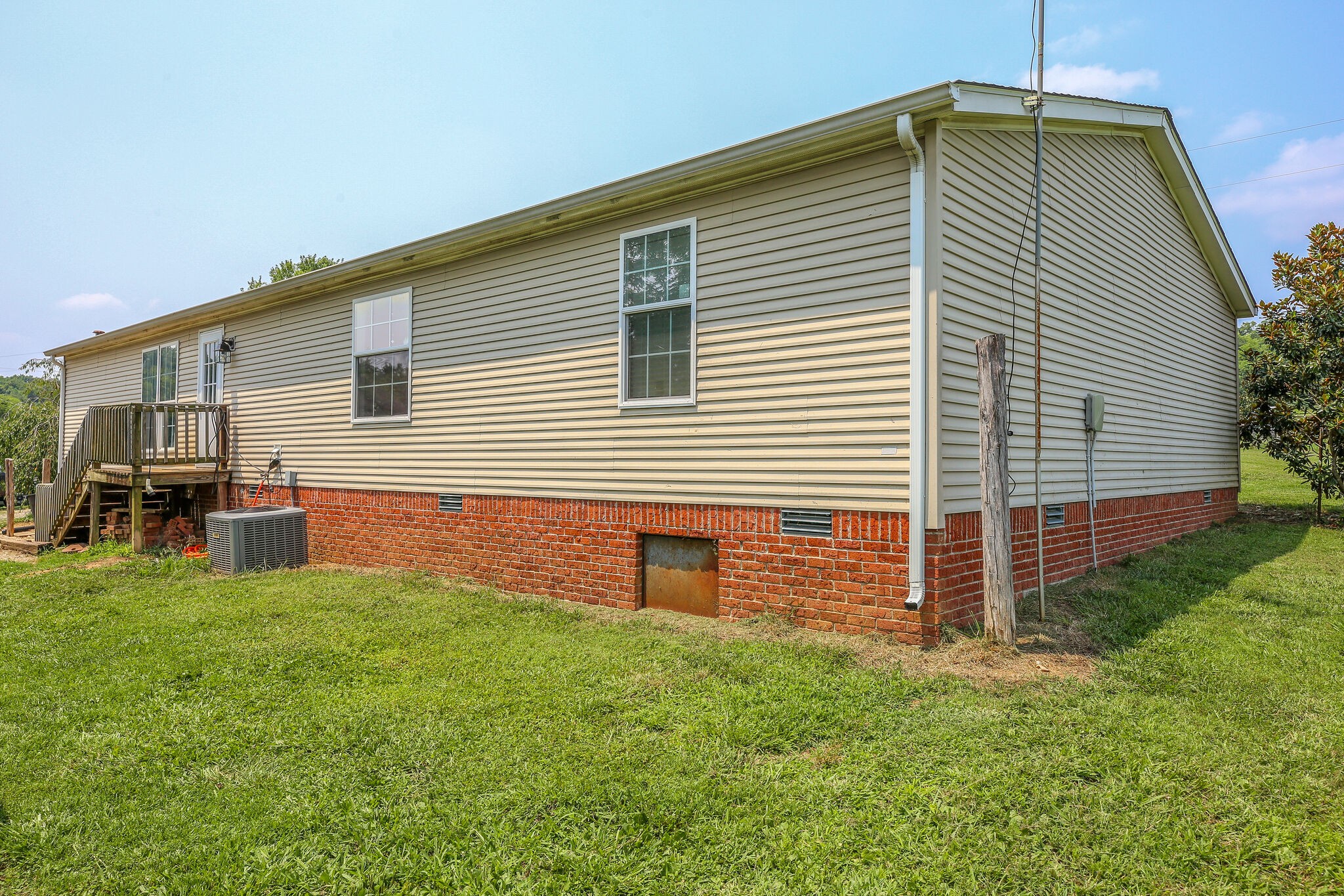 612 Norene Road Lebanon, TN 37090 - Photo 29 of 31 a front view of house with yard