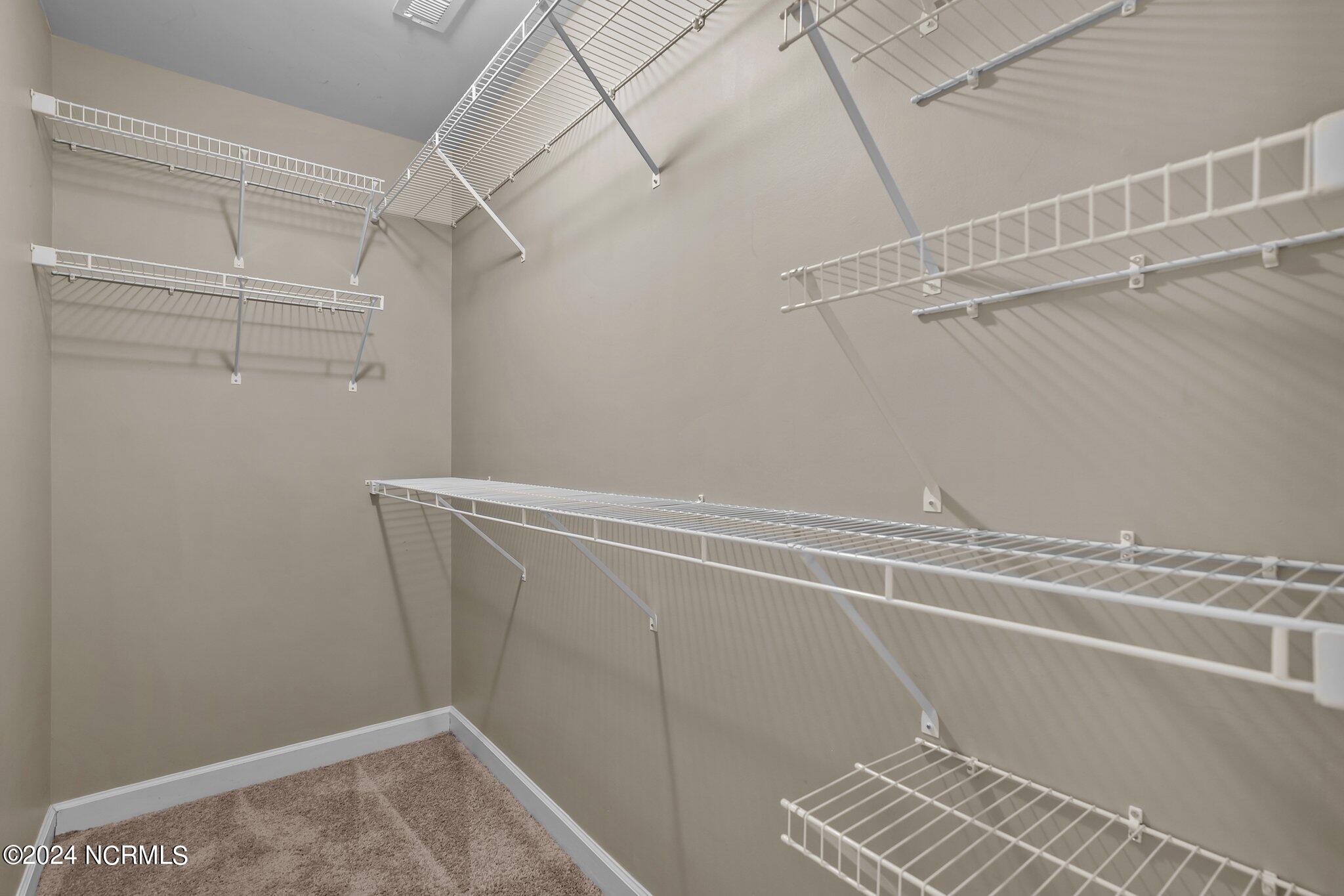 403 Wynbrookee Lane Jacksonville, NC 28546 - Photo 17 of 35 23-web-or-mls-_Z727378