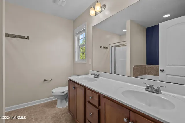 $1,800 | 403 Wynbrookee Lane, Jacksonville, NC 28546