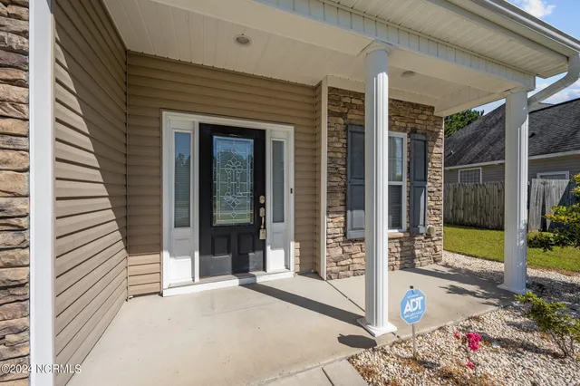 $1,800 | 403 Wynbrookee Lane, Jacksonville, NC 28546