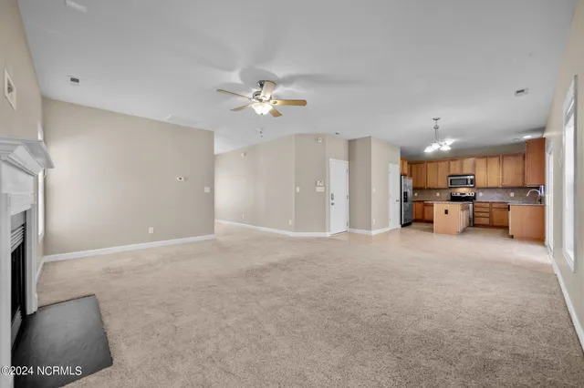 $1,800 | 403 Wynbrookee Lane, Jacksonville, NC 28546