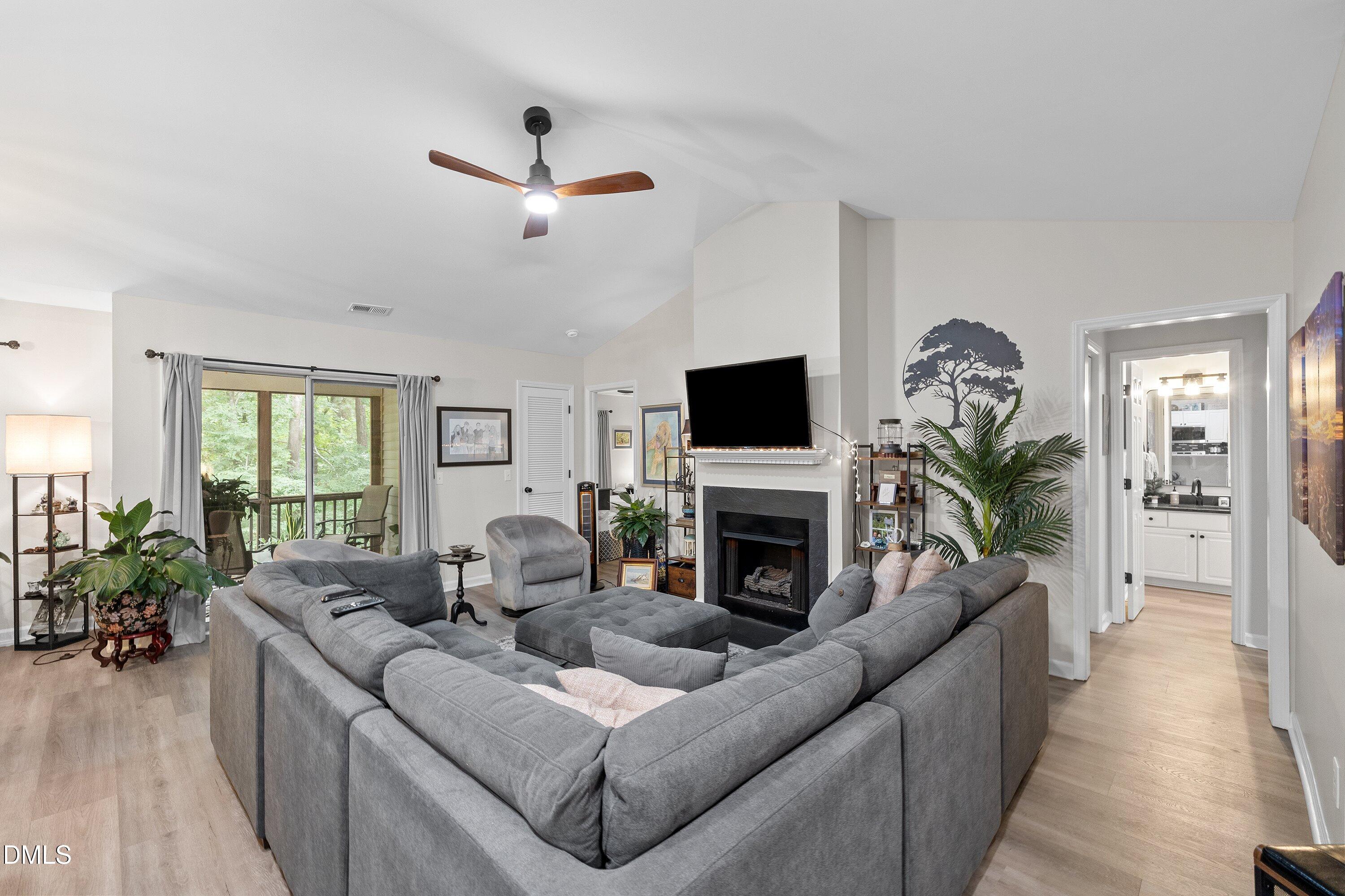 4022 Wellington Ridge Loop Cary, NC 27518 - Photo 6 of 34 08-4022 Wellington_7387