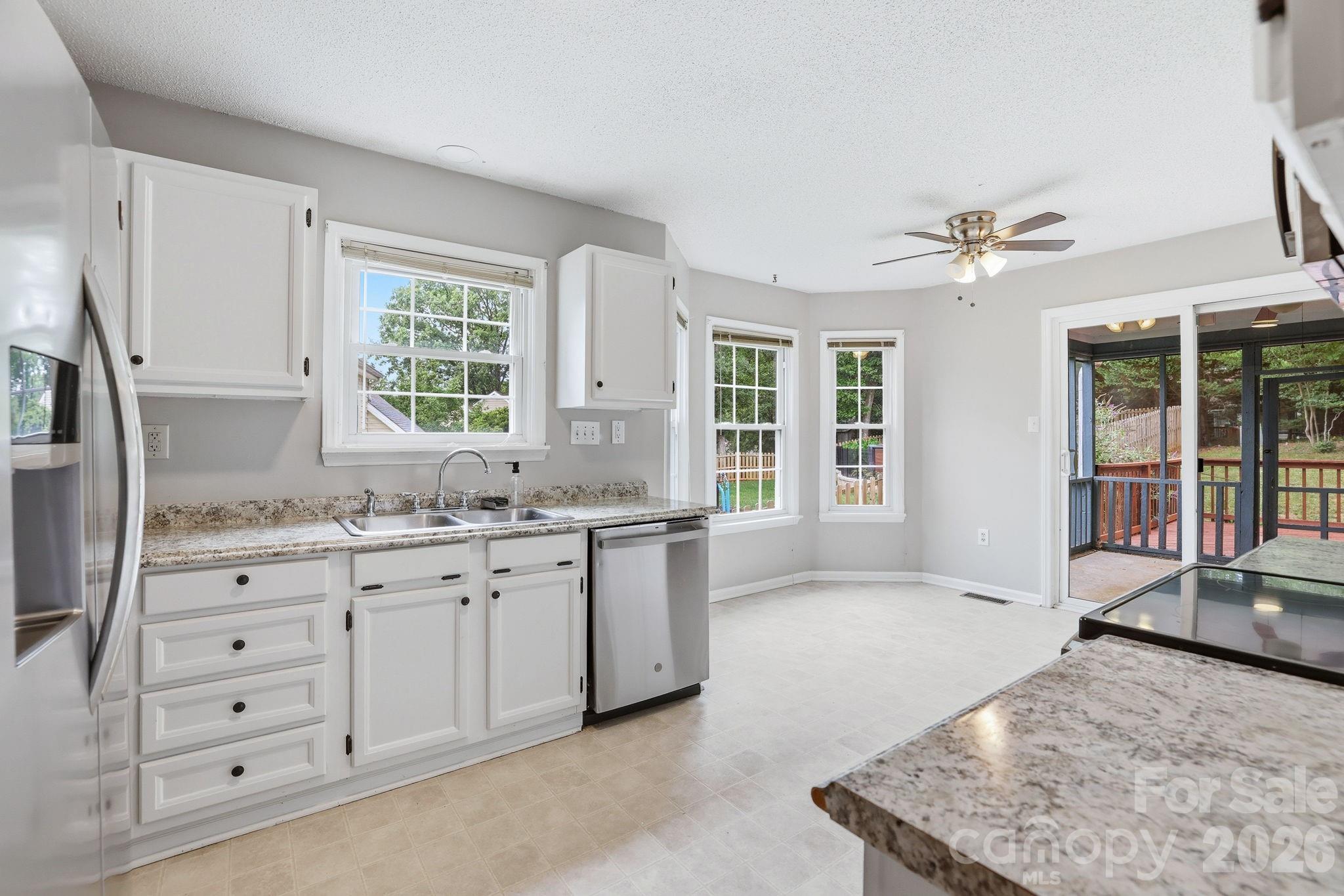 7038 Chelsea Day Lane Tega Cay, SC 29708 - Photo 20 of 47