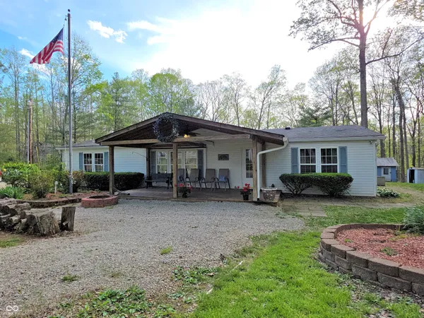 $349,900 | 8310 Dog Trot Lane, Morgantown, IN 46160