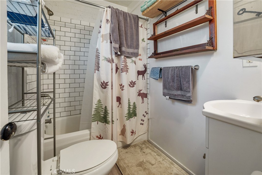 423 Forest Lane Crestline, CA 92325 - Photo 12 of 22